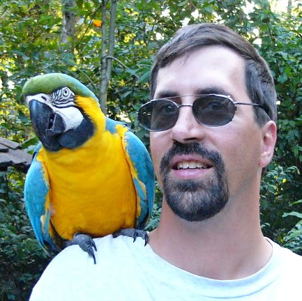 Ted and macaw 2